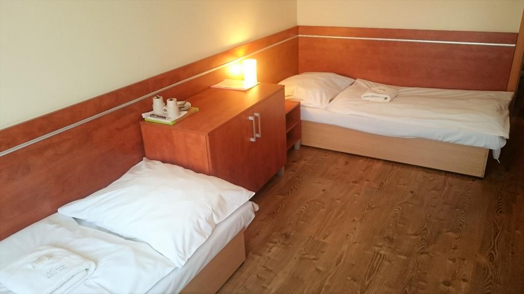 Penzion Biela Voda Vel'ka Lomnica Exteriör bild